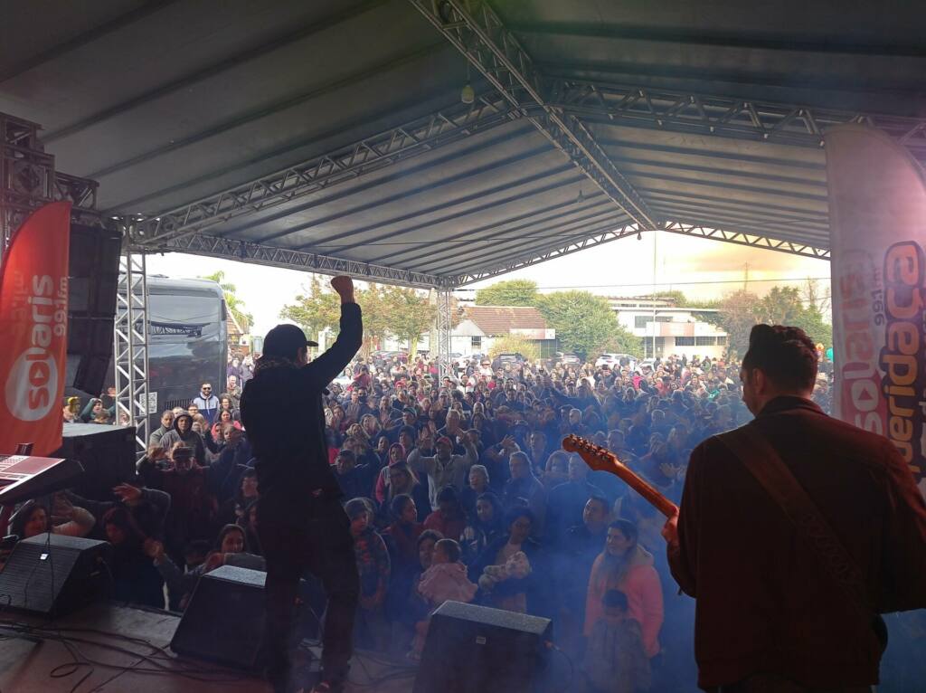 O encerramento da Feira de Inverno foi com os shows da Rádio Solaris